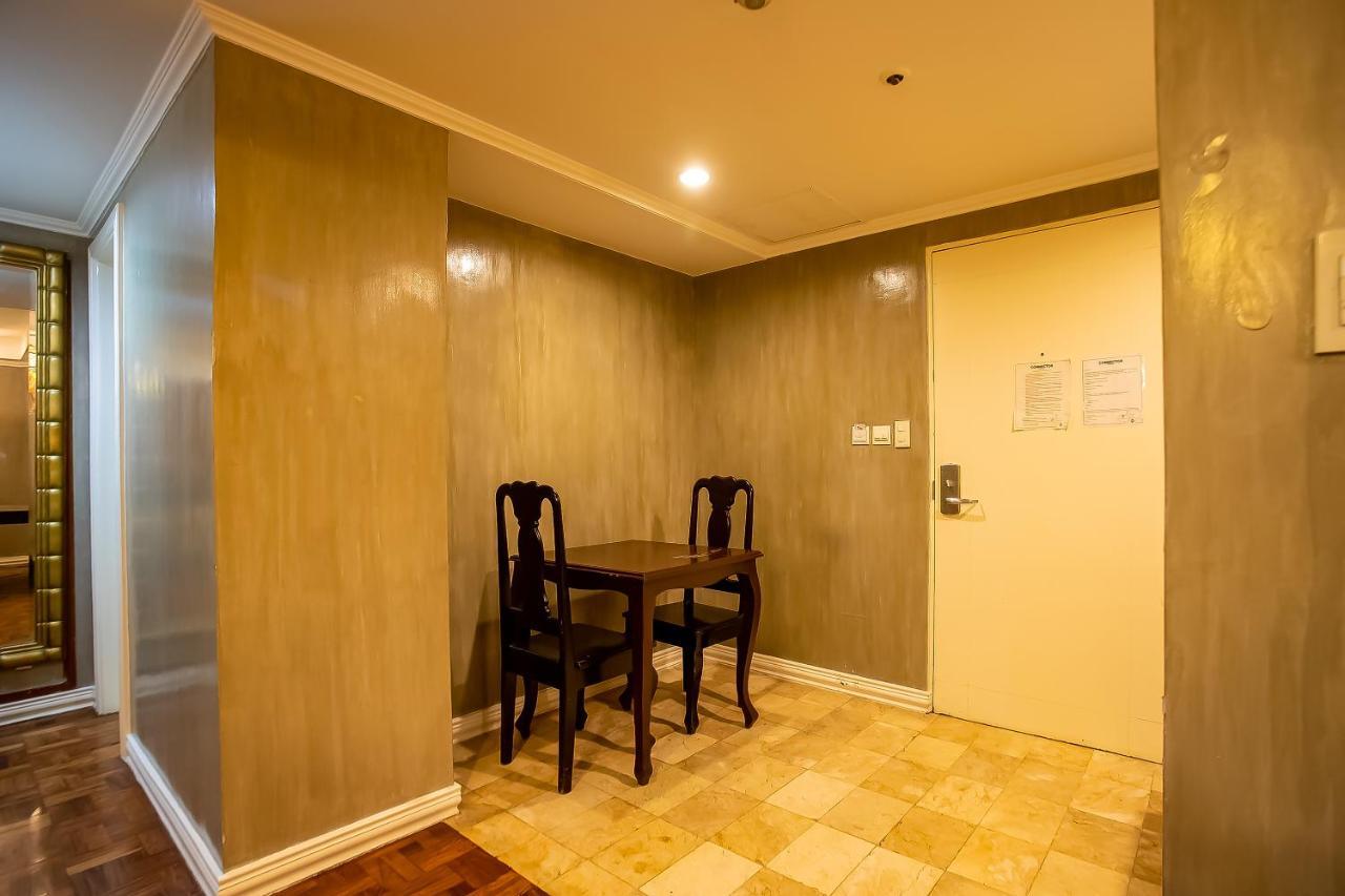 Oyo 821 Connector Hostel Makati City Екстер'єр фото