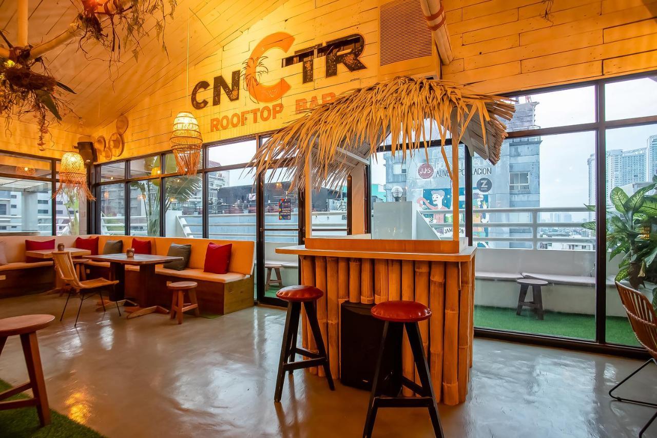 Oyo 821 Connector Hostel Makati City Екстер'єр фото